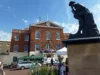 Cmglee_Huntingdon_town_hall_war_memorial